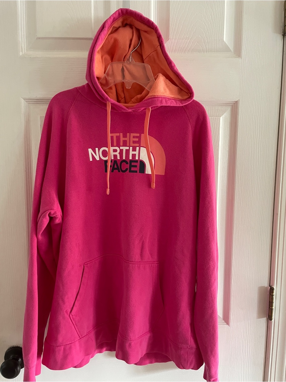 The North Face Women’s Hoodie Sweatshirt XL Extra Large Very Good pink